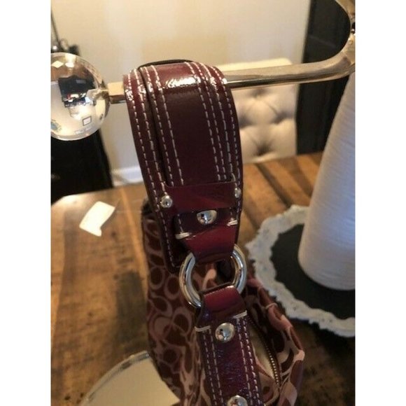 NWT $348 MAROON PATENT LEATHER COACH CARLY SIGNATURE HANDBAG BRAND NEW RARE FIND - Picture 6 of 7